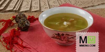 Бульон с крабами и свежими огурцами Бульон с крабами и свежими огурцами