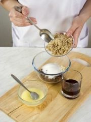 Приготовление блюда по рецепту - Ореховые рулетики флуден. Шаг 1