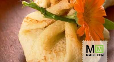 Мешочки с яблоками и изюмом Мешочки с яблоками и изюмом