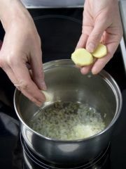 Приготовление блюда по рецепту - Суп из печеной тыквы. Шаг 2