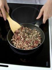Приготовление блюда по рецепту - Расстегаи. Шаг 1