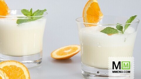 Молочный напиток с апельсином