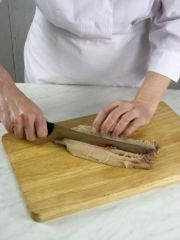 Приготовление блюда по рецепту - Щука фаршированная (6). Шаг 3