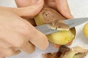 Приготовление блюда по рецепту - Салат картофельный с маринованными огурчиками. Шаг 2
