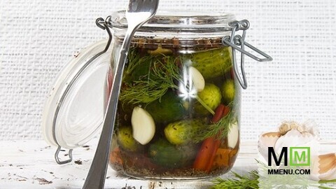 Кошерные огурцы с укропом Кошерные огурцы с укропом