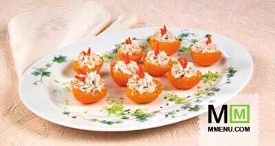 Абрикосы, фаршированные творогом и орехами Абрикосы, фаршированные творогом и орехами
