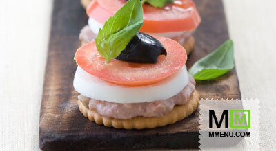 Канапе с куриным паштетом Канапе с куриным паштетом
