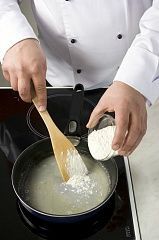 Приготовление блюда по рецепту - Суп с клецками (3). Шаг 3