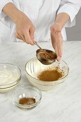 Приготовление блюда по рецепту - Мраморный кекс (3) . Шаг 2