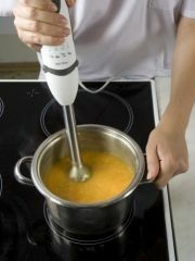 Приготовление блюда по рецепту - Постный суп-пюре из печеных овощей. Шаг 3