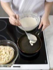 Приготовление блюда по рецепту - Блинчатый пирог (4). Шаг 3