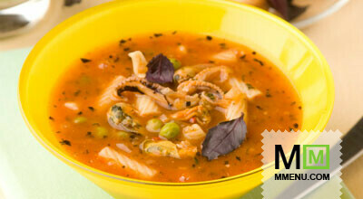 Суп из морепродуктов с базиликом