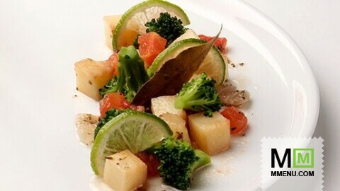 Картофель, тушенный с брокколи