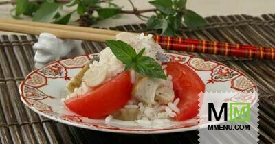 Салат из копченой рыбы с рисом