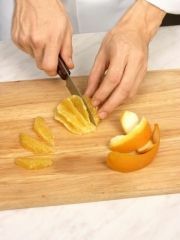 Приготовление блюда по рецепту - Салат с апельсинами. Шаг 1