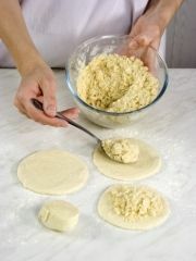 Приготовление блюда по рецепту - Назук (сладкие булочки). Шаг 5