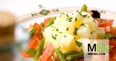 Салат из картофеля с помидорами и маслинами Салат из картофеля с помидорами и маслинами