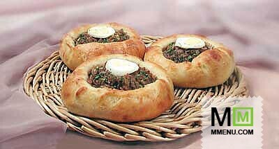 Расстегай московский с мясом и яйцами Расстегай московский с мясом и яйцами