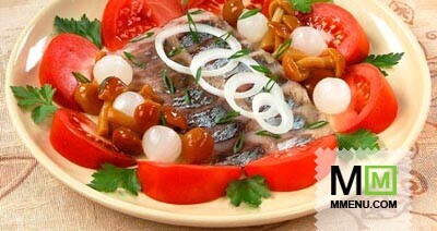 Сельдь с маринованными опятами Сельдь с маринованными опятами