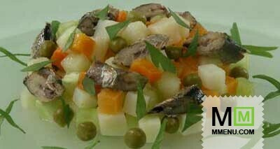 Салат овощной со шпротами (2)