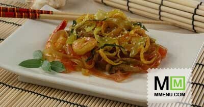 Лапша с курицей и орехами Лапша с курицей и орехами