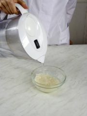 Приготовление блюда по рецепту - Катнапур (молочный суп с рисом). Шаг 2