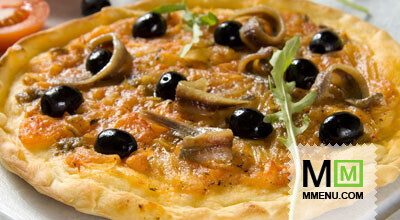 Пицца с анчоусами и маслинами Пицца с анчоусами и маслинами