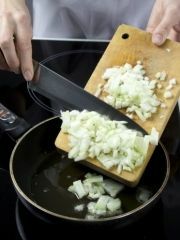 Приготовление блюда по рецепту - Кололак гехаркуни (тефтели из говядины). Шаг 5