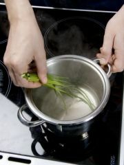 Приготовление блюда по рецепту - Баклажаны, маринованные с чесноком. Шаг 1