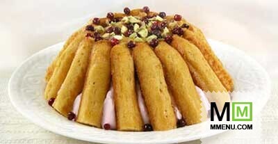 Брусничная шарлотка Брусничная шарлотка