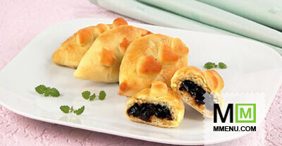 Пирожки с черносливом Пирожки с черносливом