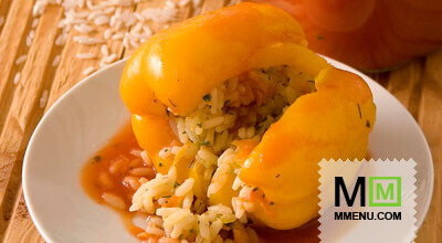 Перец, фаршированный овощами и рисом Перец, фаршированный овощами и рисом