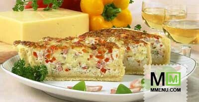 Сырный пирог с беконом и перцем