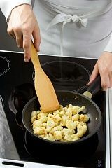 Приготовление блюда по рецепту - Омлет с цветной капустой (2). Шаг 2