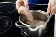 Приготовление блюда по рецепту - Куриный суп-пюре с фисташками. Шаг 1