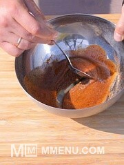 Приготовление блюда по рецепту - Рулька на угольном гриле. Шаг 2
