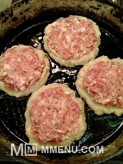 Приготовление блюда по рецепту -  Драники, фаршированные свининой. Шаг 3