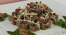 Рецепт - Салат мясной с орехами (2)