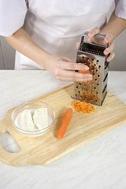 Приготовление блюда по рецепту - Запеканка творожная с морковью. Шаг 1