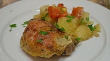 Рецепт - Запеченная курица с картошкой