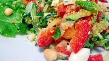 Рецепт - Летний салат с огурцами и сладким перцем
