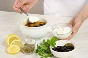 Приготовление блюда по рецепту - Солянка с грудинкой. Шаг 9