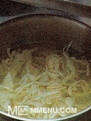 Приготовление блюда по рецепту - Щи из квашеной капусты с мидиями. Шаг 4