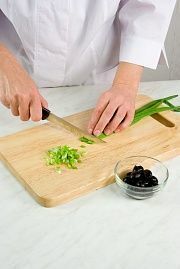 Приготовление блюда по рецепту - Теплый салат из белой фасоли. Шаг 2