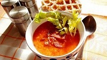 Рецепт - Томатный суп с чечевицей и колбасой чоризо