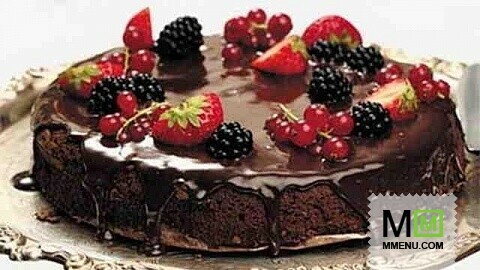 Торт шоколадный с джемом и фруктами (без крема).