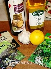 Приготовление блюда по рецепту - Салат Греческий с оригинальным соусом. Шаг 3