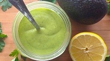 Рецепт - Этот соус с авокадо и лимоном превратит каждый салат в божественное наслаждение!