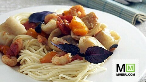 Спагетти с соусом из морепродуктов