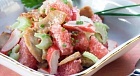 Салат из курицы с крабовыми палочками